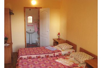 Ukraina Hotel Sevastopoľ, Sevastopole, Interjers