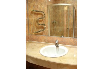 Ukraina Hotel Sevastopol / Sevastopoľ, Eksteriør