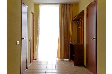 Ukraina Hotel Sevastopol / Sevastopoľ, Eksteriør