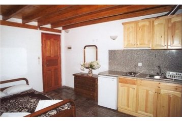 Grecja Penzión Karterados, Zewnątrz