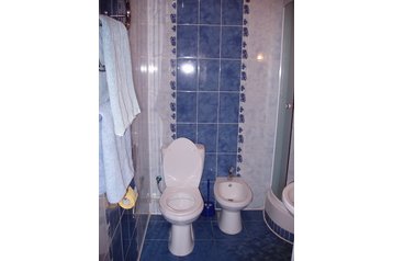Apartment Lviv / Ľviv 3