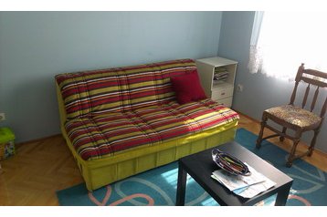 Montenegro Byt Bar, Exterior