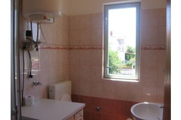 Chorvatsko Privát Rogoznica, Exteriér