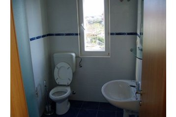 Chorvatsko Privát Rogoznica, Exteriér