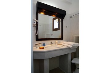 Grèce Hotel Kalyvia, Extérieur