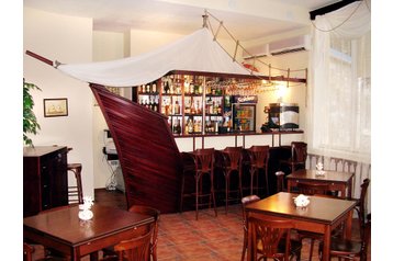 Ucraina Hotel Алупка / Alupka, Exteriorul