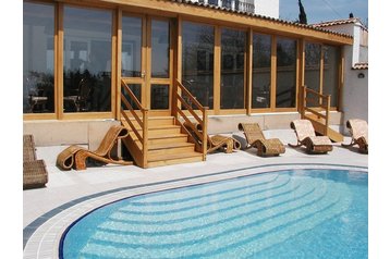 Ukraina Hotel Simeiz, Eksterjöör