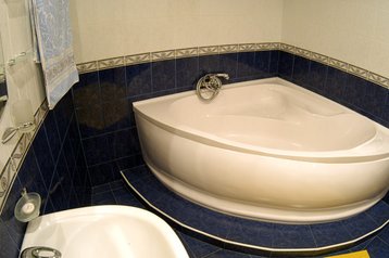 Ukraina Hotel Simferopol / Simferopoľ, Zewnątrz