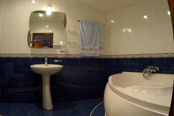 Украина Hotel Симферополь / Simferopoľ, Экстерьер