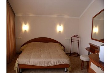 Украйна Hotel Севастопол / Sevastopoľ, Екстериор