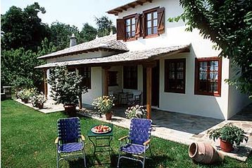 Hellas Privát Mouressi, Eksteriør