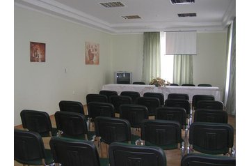 Украйна Hotel Яношi / Janoši, Екстериор