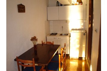 Chorvátsko Privát Gdinj, Exteriér