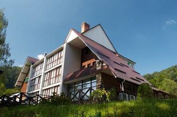 Ucraina Hotel Iaremcea / Jaremče, Exteriorul