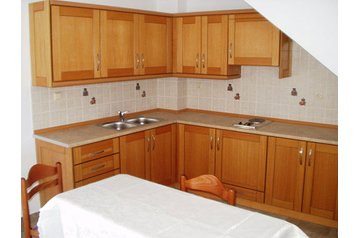 Отель Livadia 4