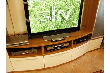 Italia Privát Eraclea, Eksteriør