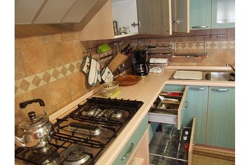 Italia Privát Eraclea, Eksteriør