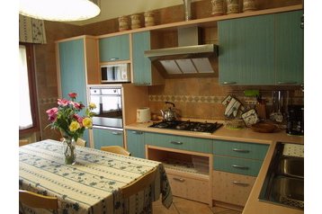 Italia Privát Eraclea, Eksteriør