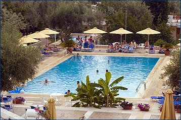 Kreeka Hotel Erétria, Eksterjöör