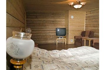 Ukraina Hotel Wysokość / Vyška, Zewnątrz