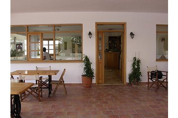 Grèce Hotel Monemvasía, Extérieur