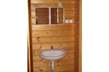 Slovacia Chata Sládkovičovo, Exteriorul