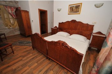 Отель Trogir 6