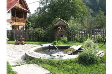 Romania Chata Dejani, Exterior