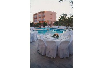 Greece Hotel Aegina, Exterior