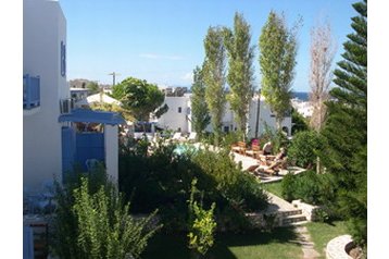 Grecia Hotel Parikia, Exteriorul