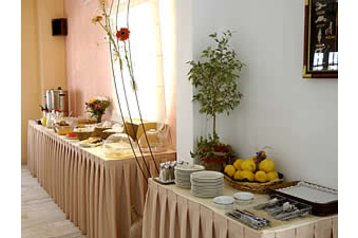 Grecia Hotel Parikia, Exteriorul