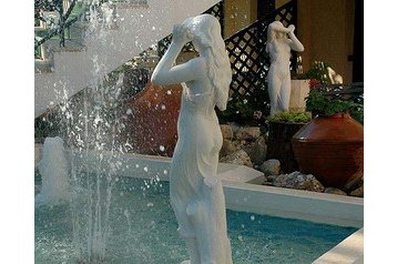 Hellas Hotel Vathy, Eksteriør