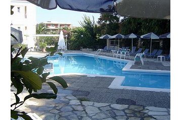 Hellas Hotel Vathy, Eksteriør