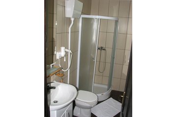 România Penzión Oradea, Exteriorul