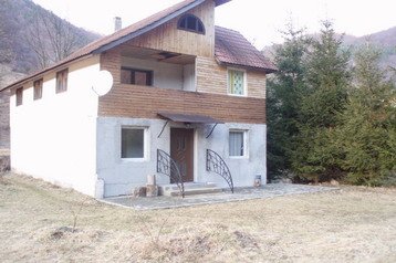 Rumunija Chata Mărişel, Eksterijer
