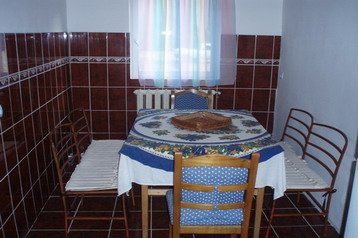 Rumunija Chata Mărişel, Eksterijer