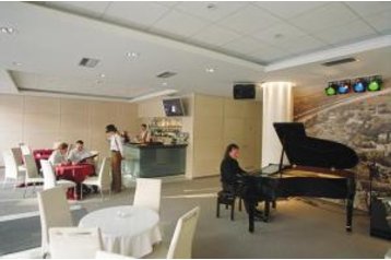 Литва Hotel Kaunas, Екстер'єр