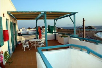 Hellas Privát Lefkos, Eksteriør