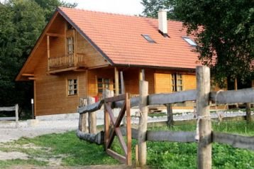 Kroatia Privát Rakovica, Eksteriør