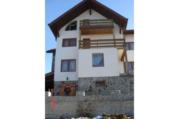 Rumanía Penzión Tocila, Exterior