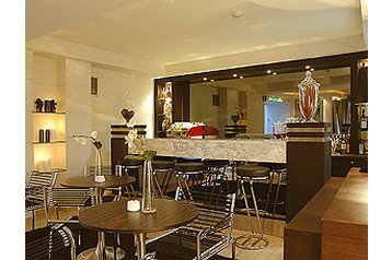 Kreeka Hotel Kastoriá, Eksterjöör