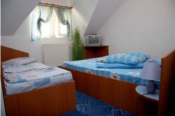 Rumunsko Penzión Azuga, Exteriér