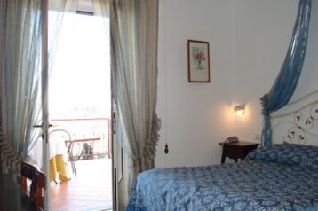 Italia Hotel Agerola, Exteriorul