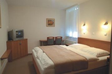 Slovenija Hotel Kranj, Eksterier