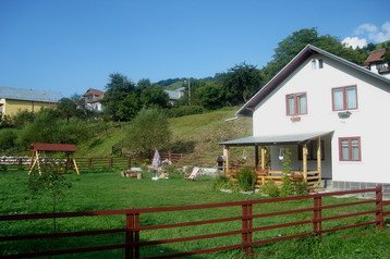 Romania Chata Moeciu, Esterno