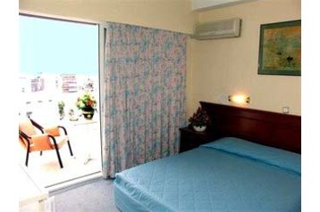 Hotel Atenas / Athina 2