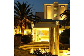 Grèce Hotel Kastro, Extérieur