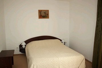 Rumeenia Privát Buşteni, Eksterjöör