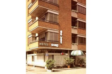 Suisse Hotel Paradiso, Extérieur
