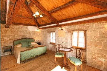 Пансионат Kaštelir 4